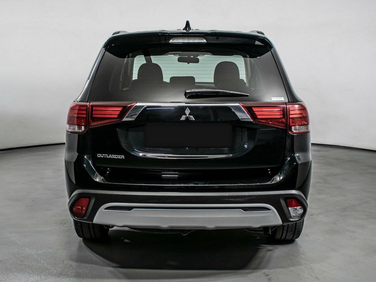 Mitsubishi Outlander 2022 года с пробегом. Фото: #5