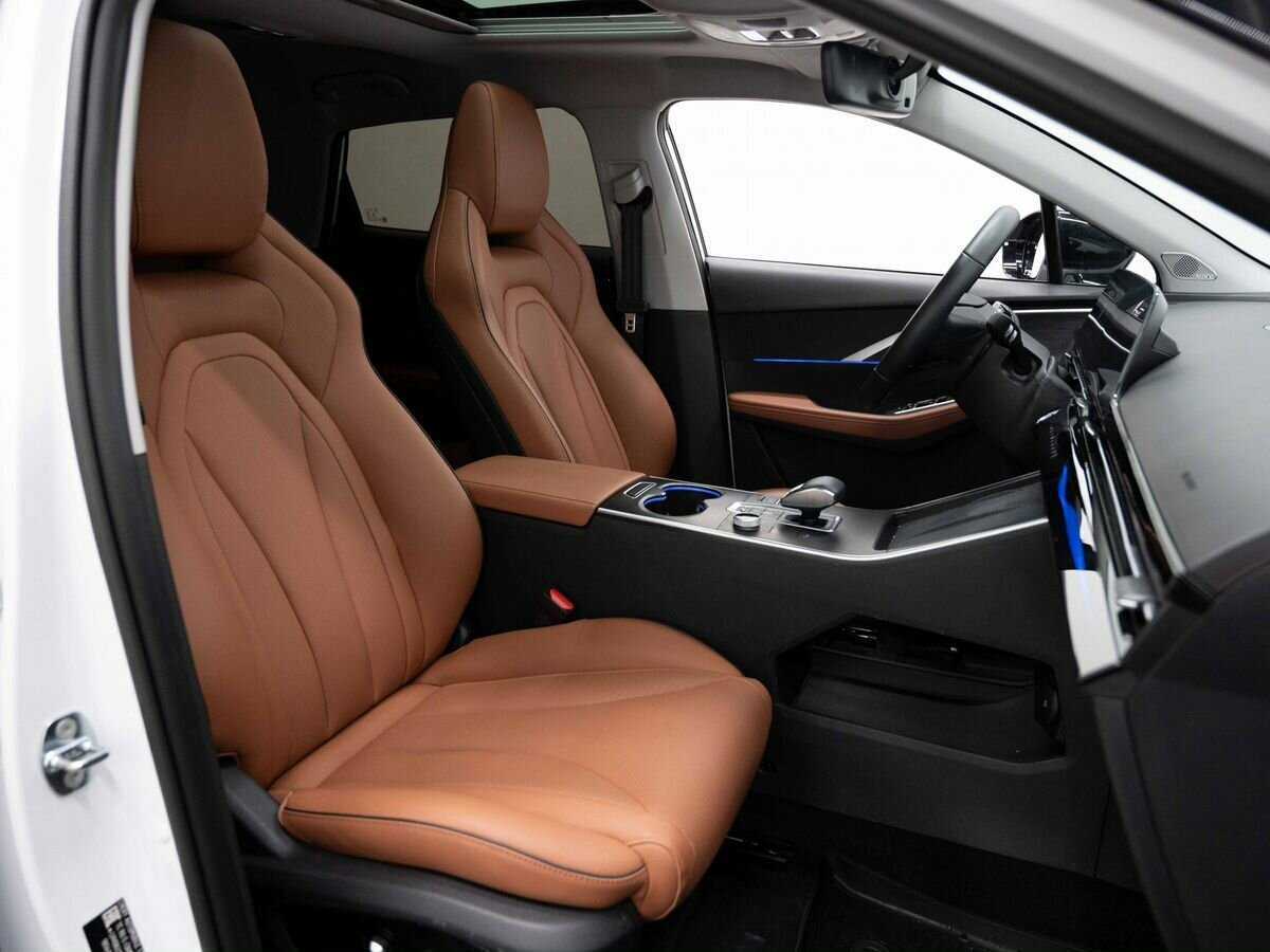 OMODA C5 2022 года с пробегом. Фото: #11