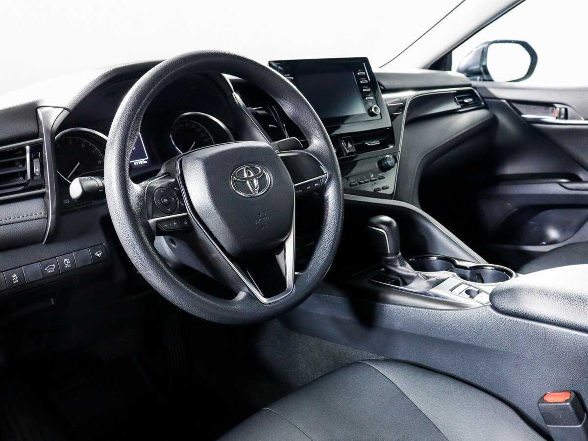 Toyota Camry 2021 года с пробегом. Фото: #10