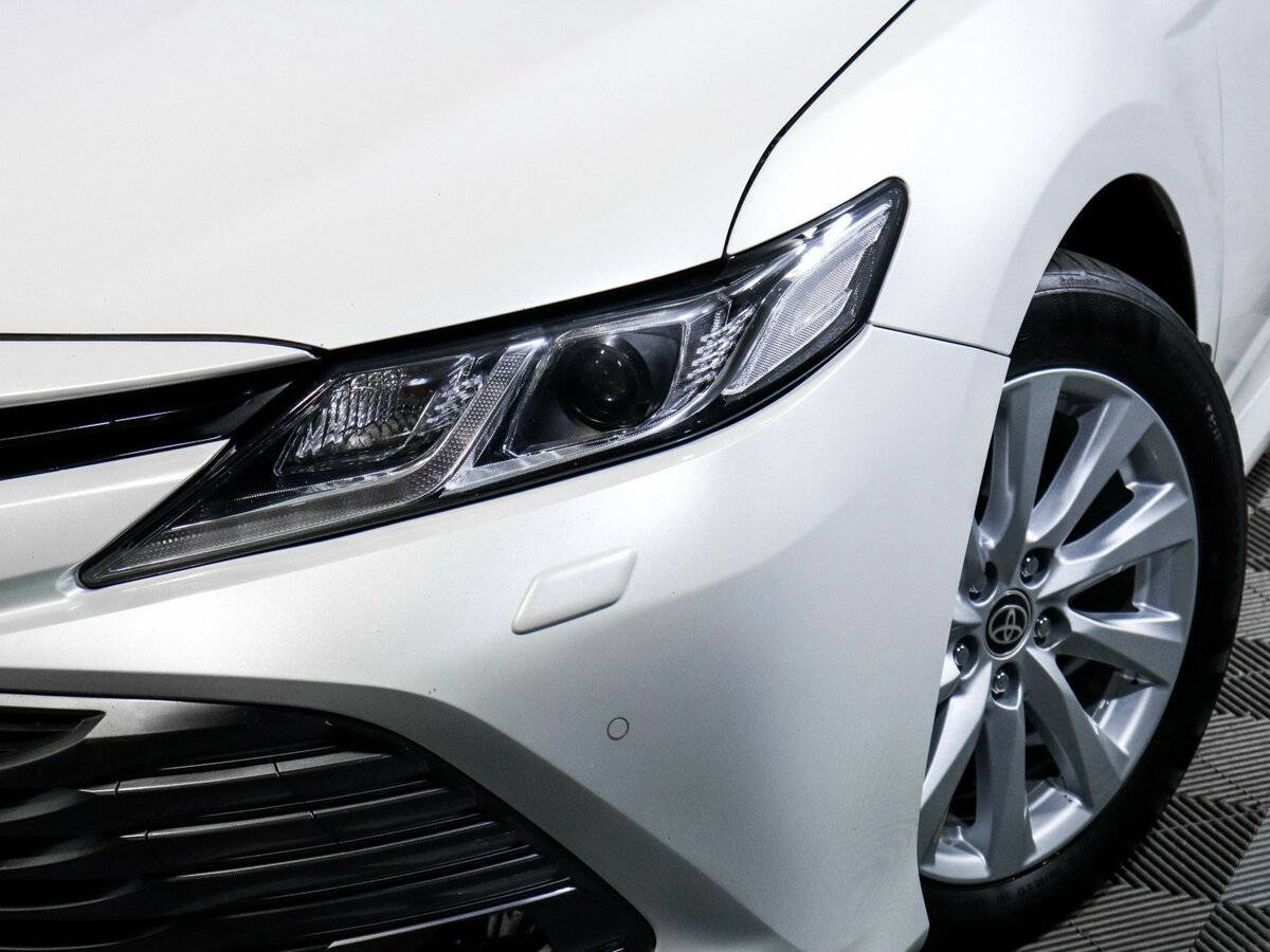 Toyota Camry 2021 года с пробегом. Фото: #15