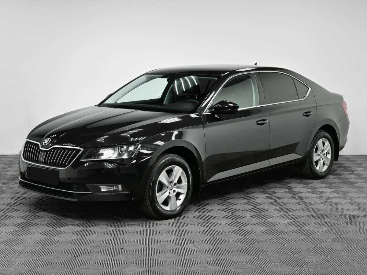 Skoda Superb 2016 года с пробегом. Посмотреть фото
