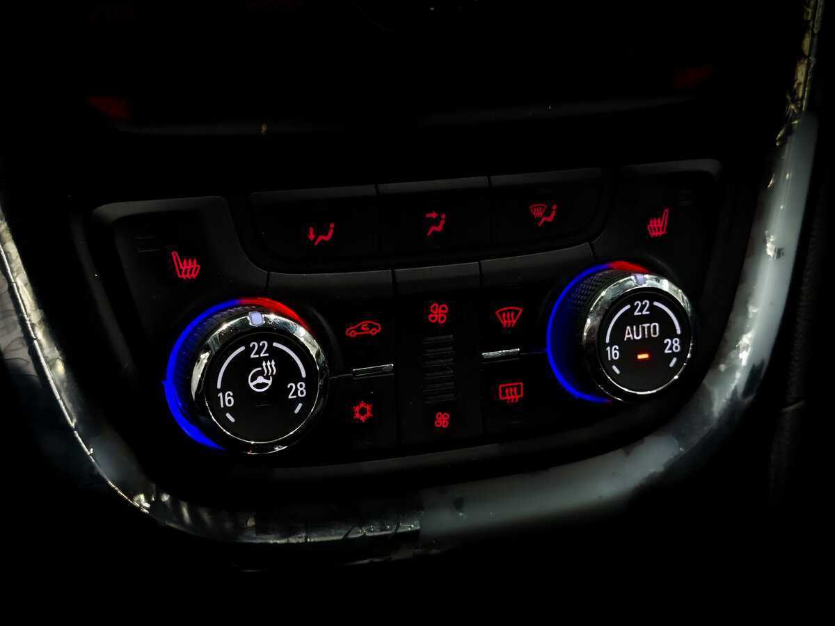 Opel Mokka 2014 года с пробегом. Фото: #22