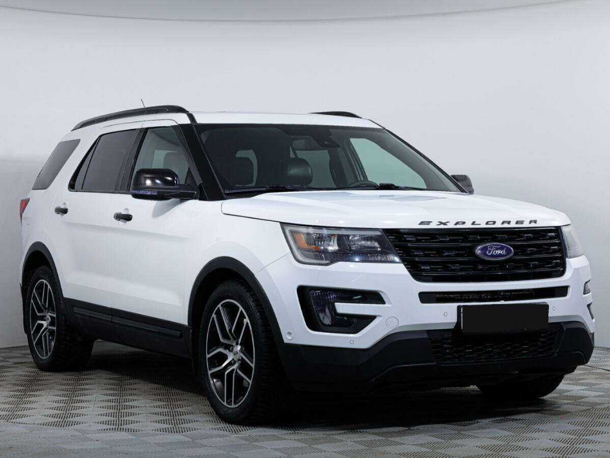 Ford Explorer 2015 года с пробегом. Фото: #2