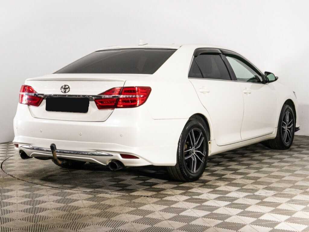Toyota Camry 2018 года с пробегом. Фото: #4