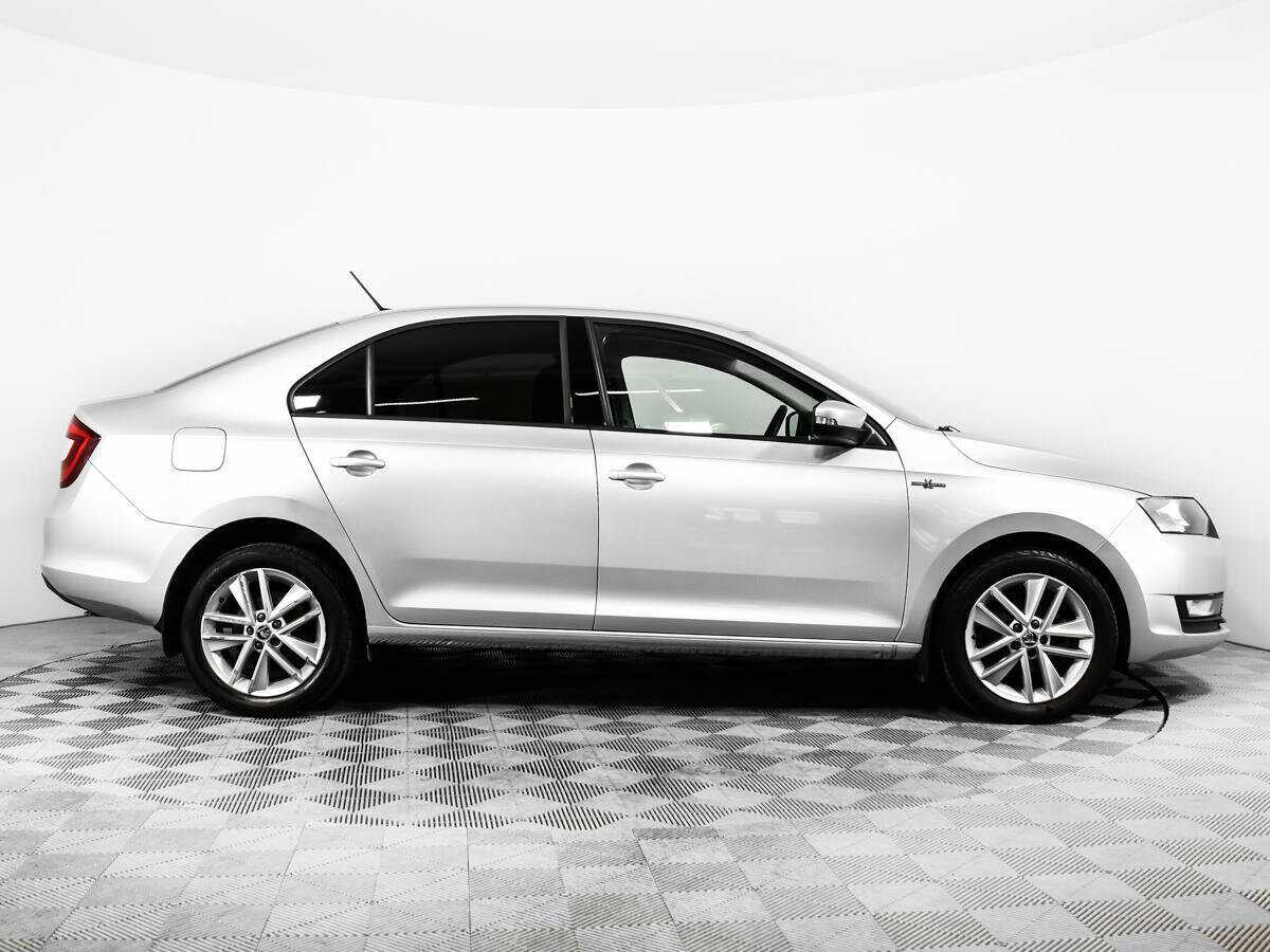 Skoda Rapid 2019 года с пробегом. Фото: #3