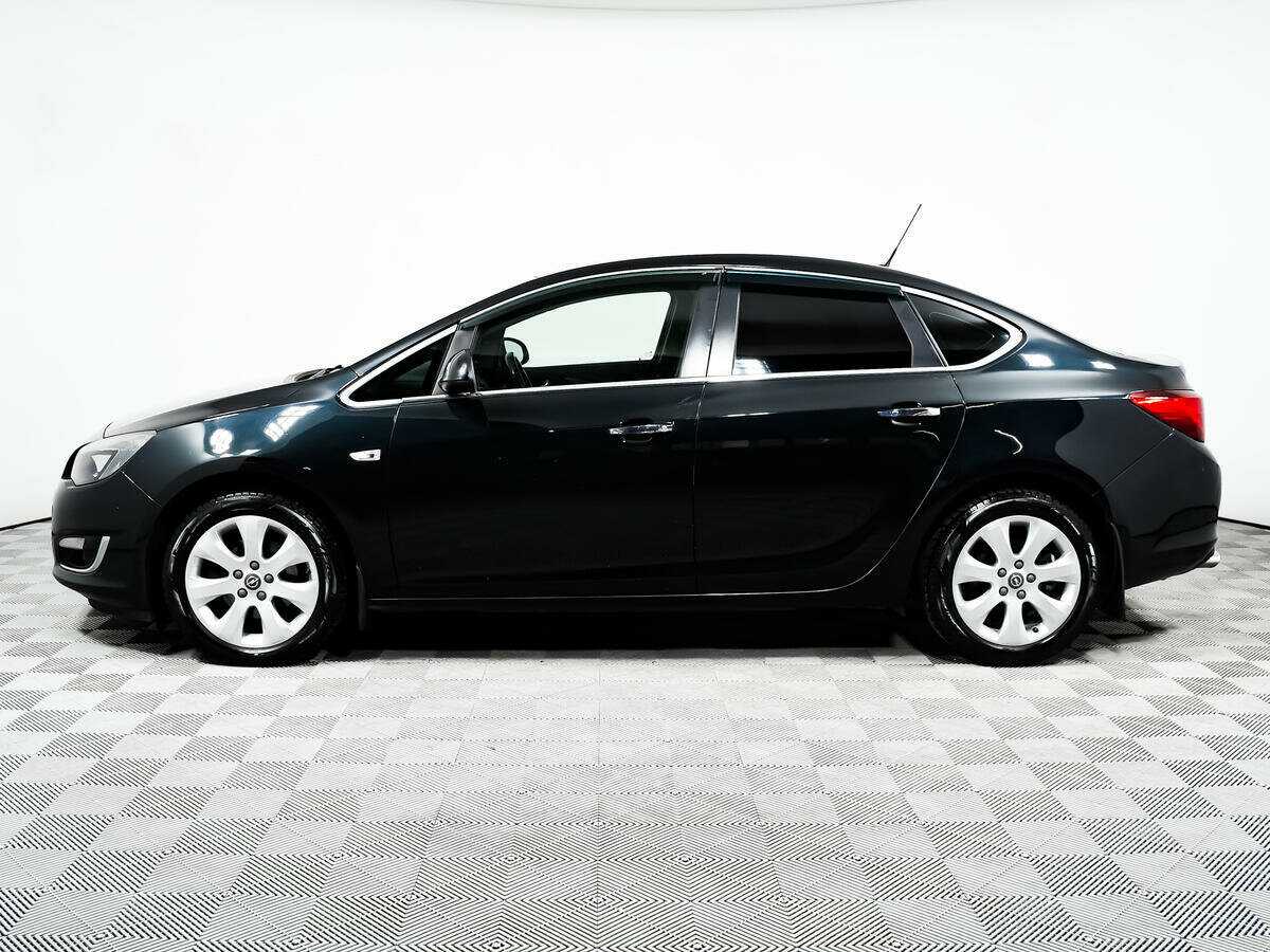 Opel Astra 2013 года с пробегом. Фото: #7