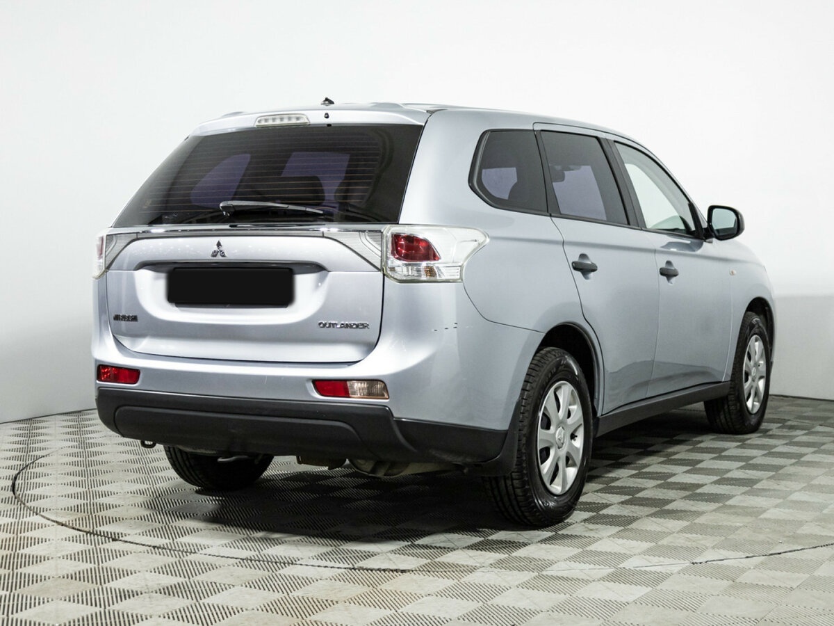 Mitsubishi Outlander 2013 года с пробегом. Фото: #3
