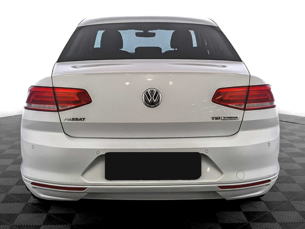 Volkswagen Passat 2016 года с пробегом. Фото: #5