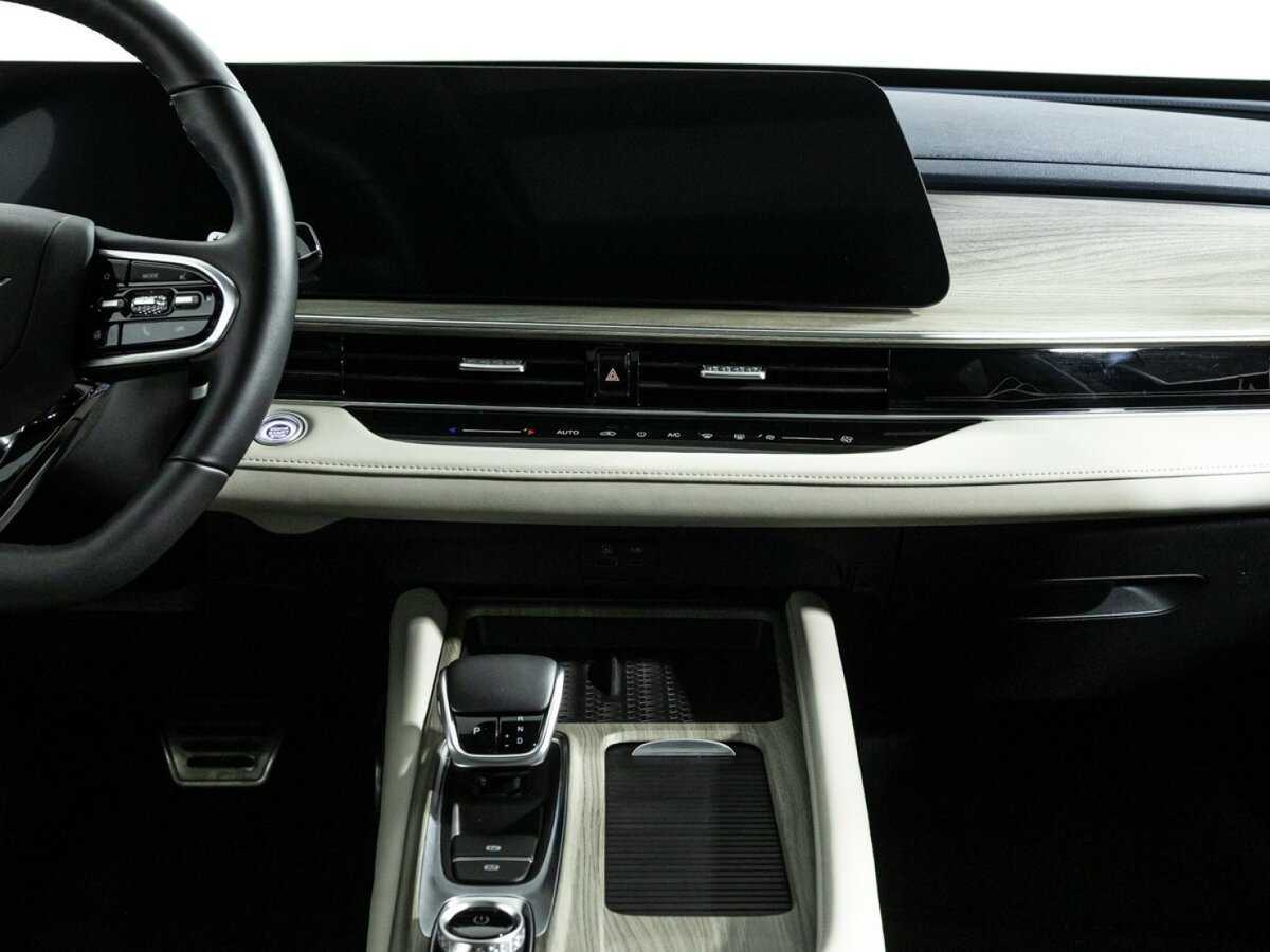 Chery Arrizo 8 2023 года с пробегом. Фото: #13