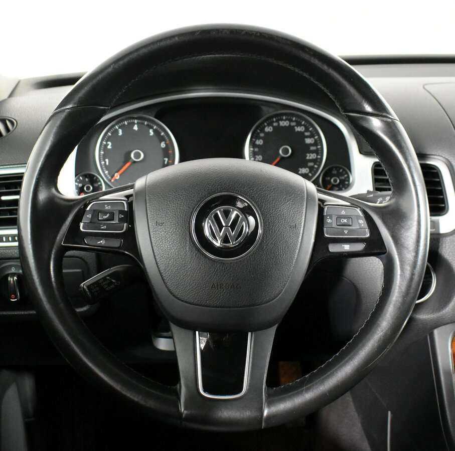Volkswagen Touareg 2012 года с пробегом. Фото: #7