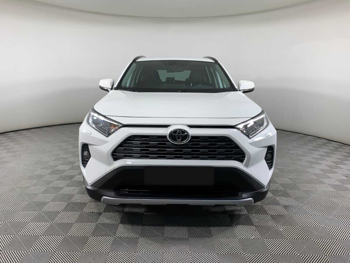 Toyota RAV4 2020 года с пробегом. Фото: #1