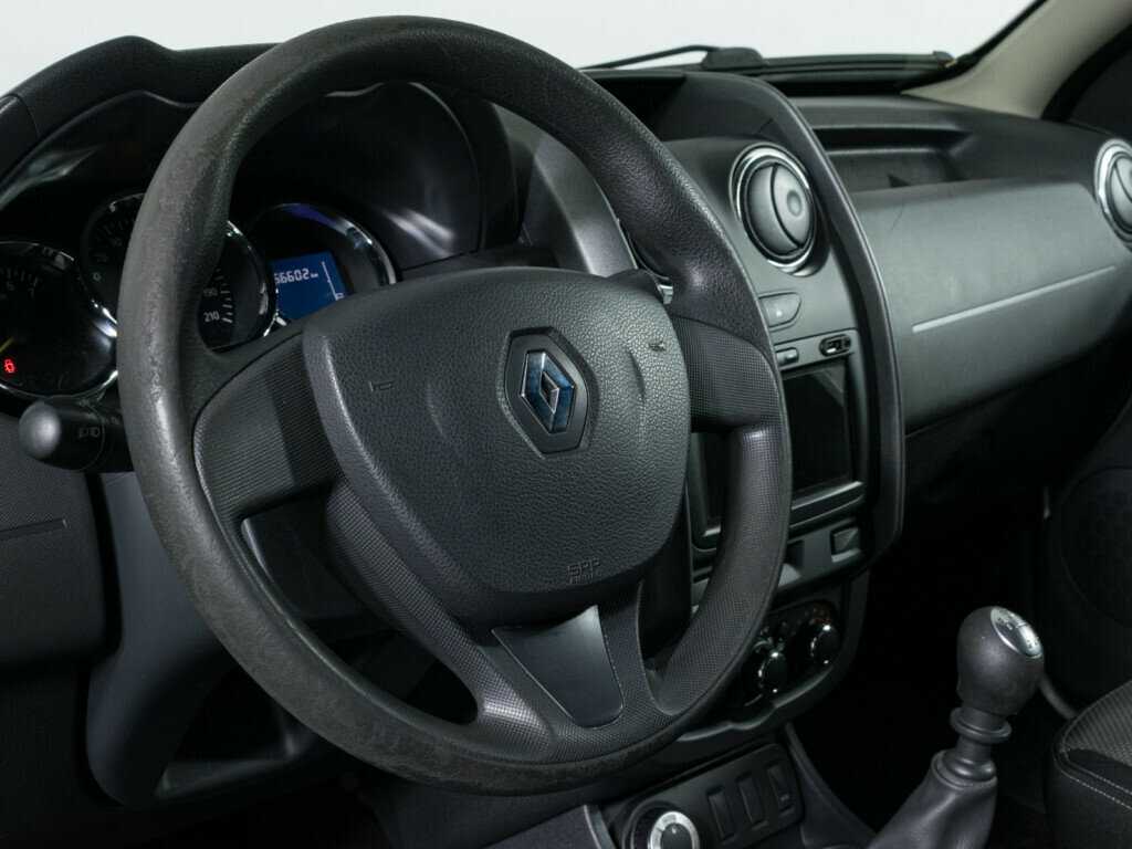 Renault Duster 2016 года с пробегом. Фото: #11