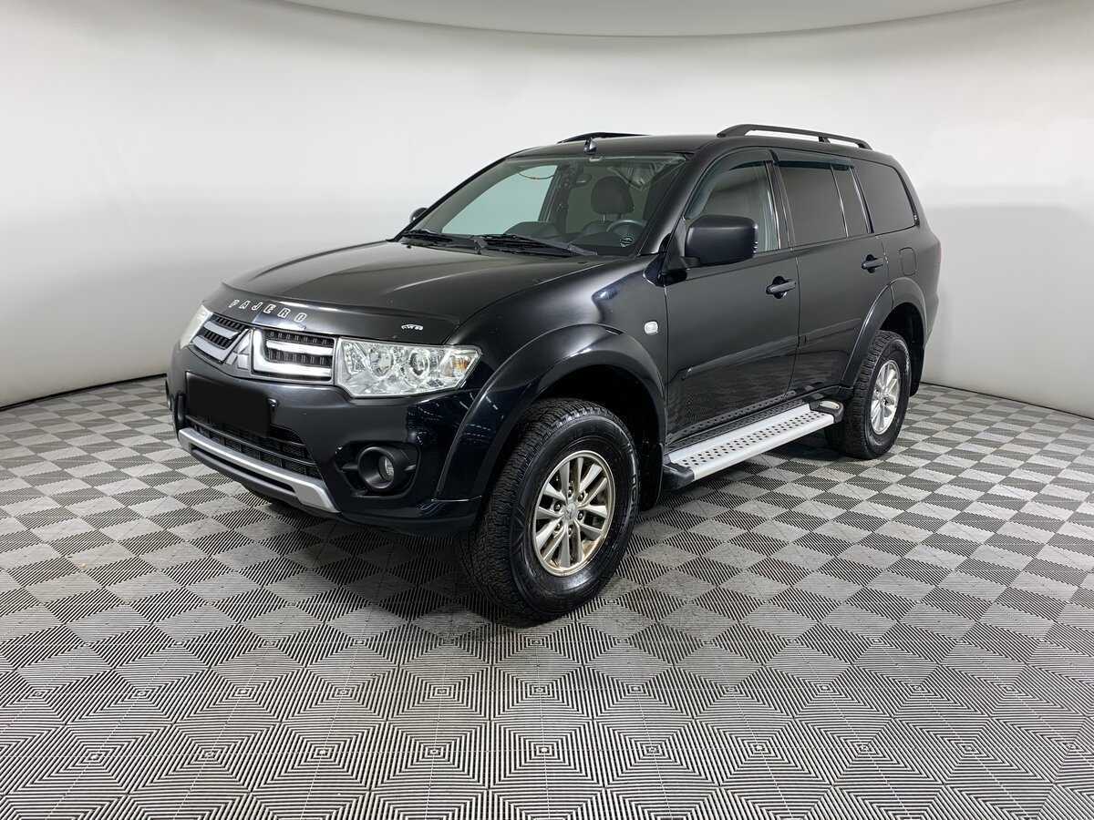 Mitsubishi Pajero Sport 2014 года с пробегом. Посмотреть фото