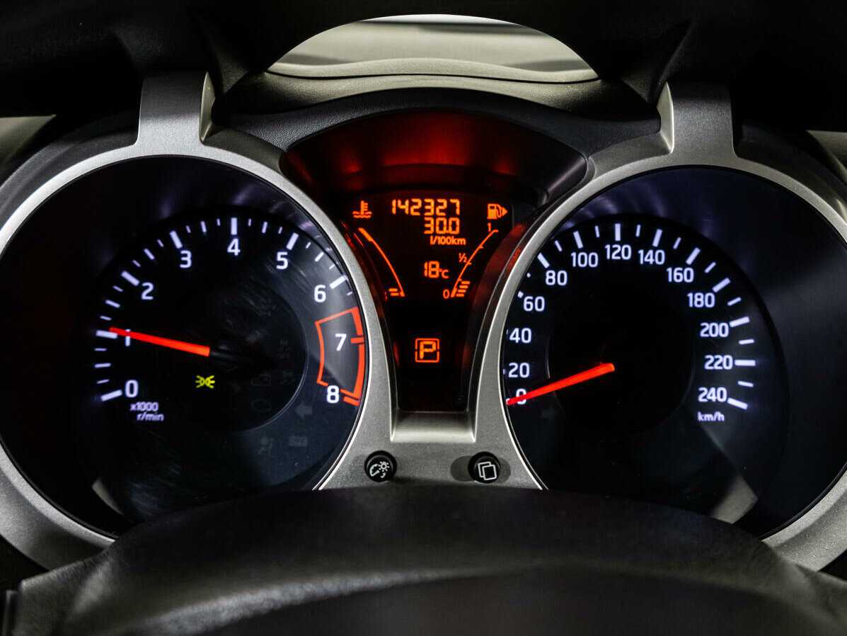 Nissan Juke 2012 года с пробегом. Фото: #10