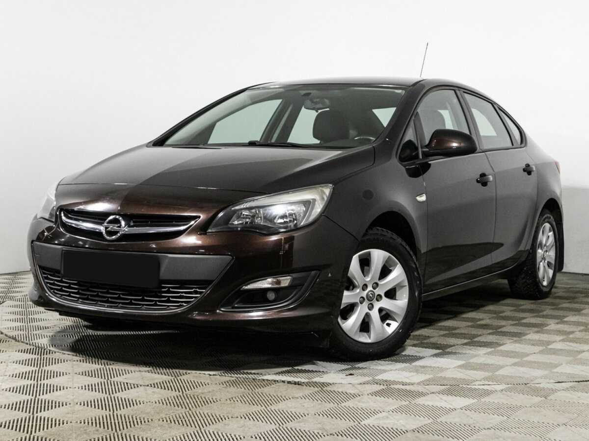 Opel Astra 2014 года с пробегом. Фото: #0