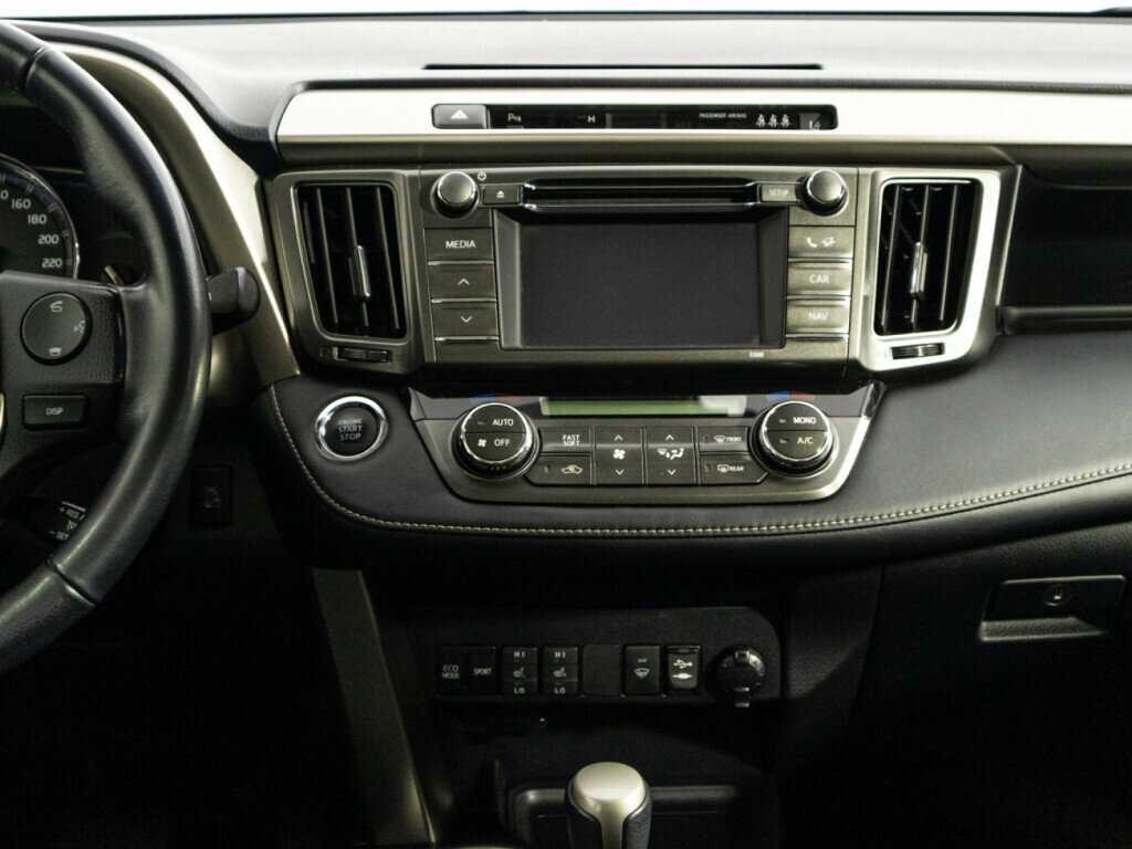 Toyota RAV4 2013 года с пробегом. Фото: #13