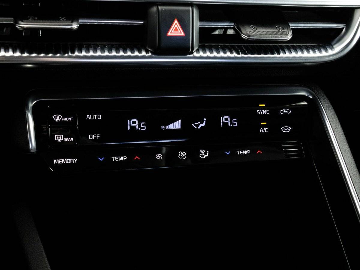 Kia K5 2020 года с пробегом. Фото: #21