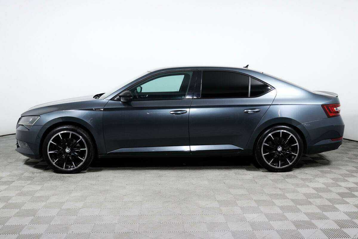 Skoda Superb 2017 года с пробегом. Фото: #7
