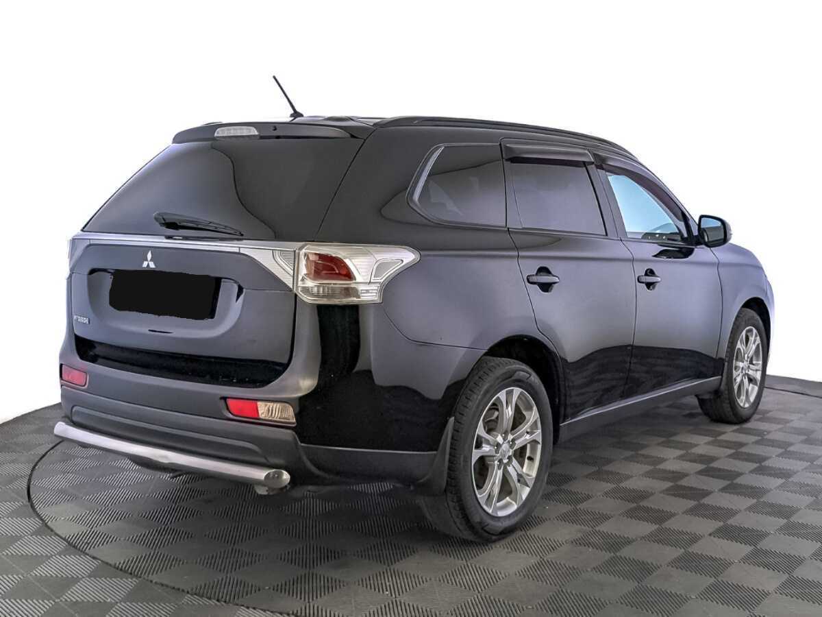 Mitsubishi Outlander 2012 года с пробегом. Фото: #4