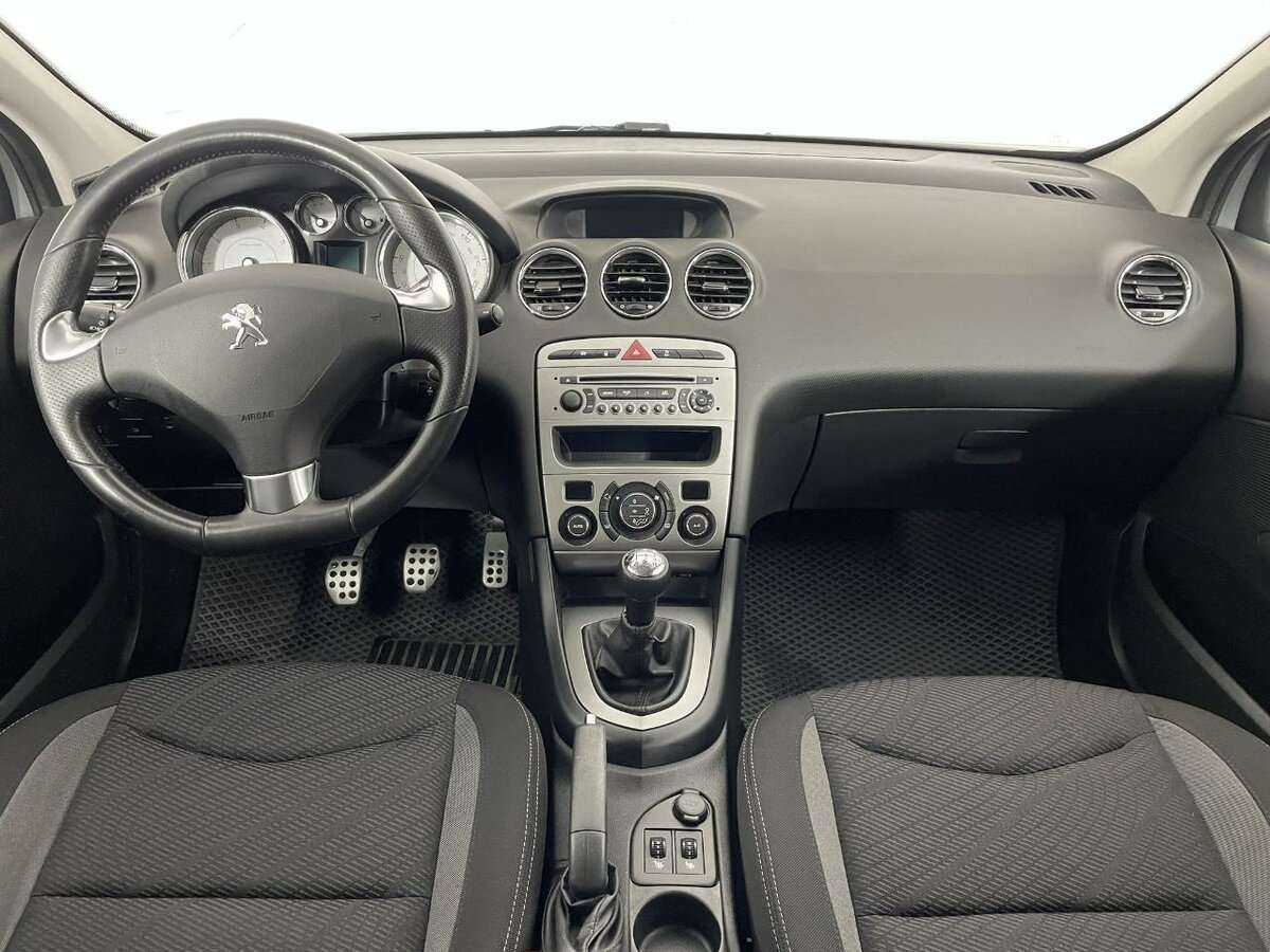 Peugeot 408 2016 года с пробегом. Фото: #6