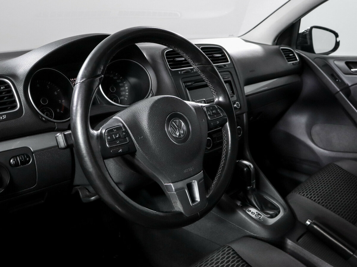 Volkswagen Golf 2012 года с пробегом. Фото: #10
