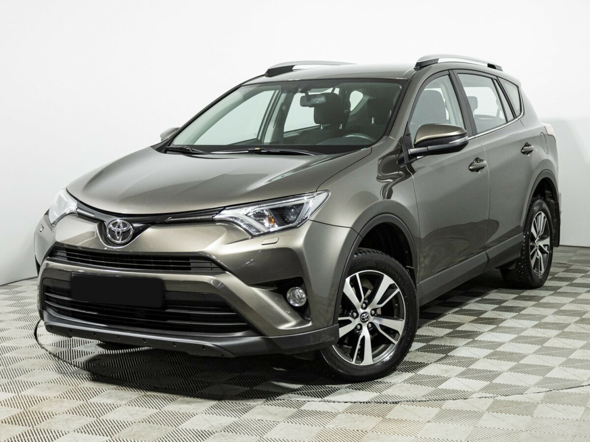 Toyota RAV4 2017 года с пробегом. Фото: #0