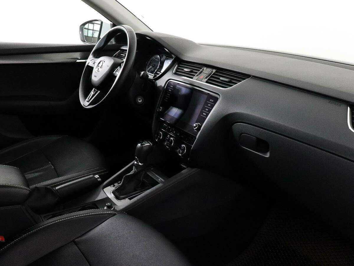 Skoda Octavia 2020 года с пробегом. Фото: #5