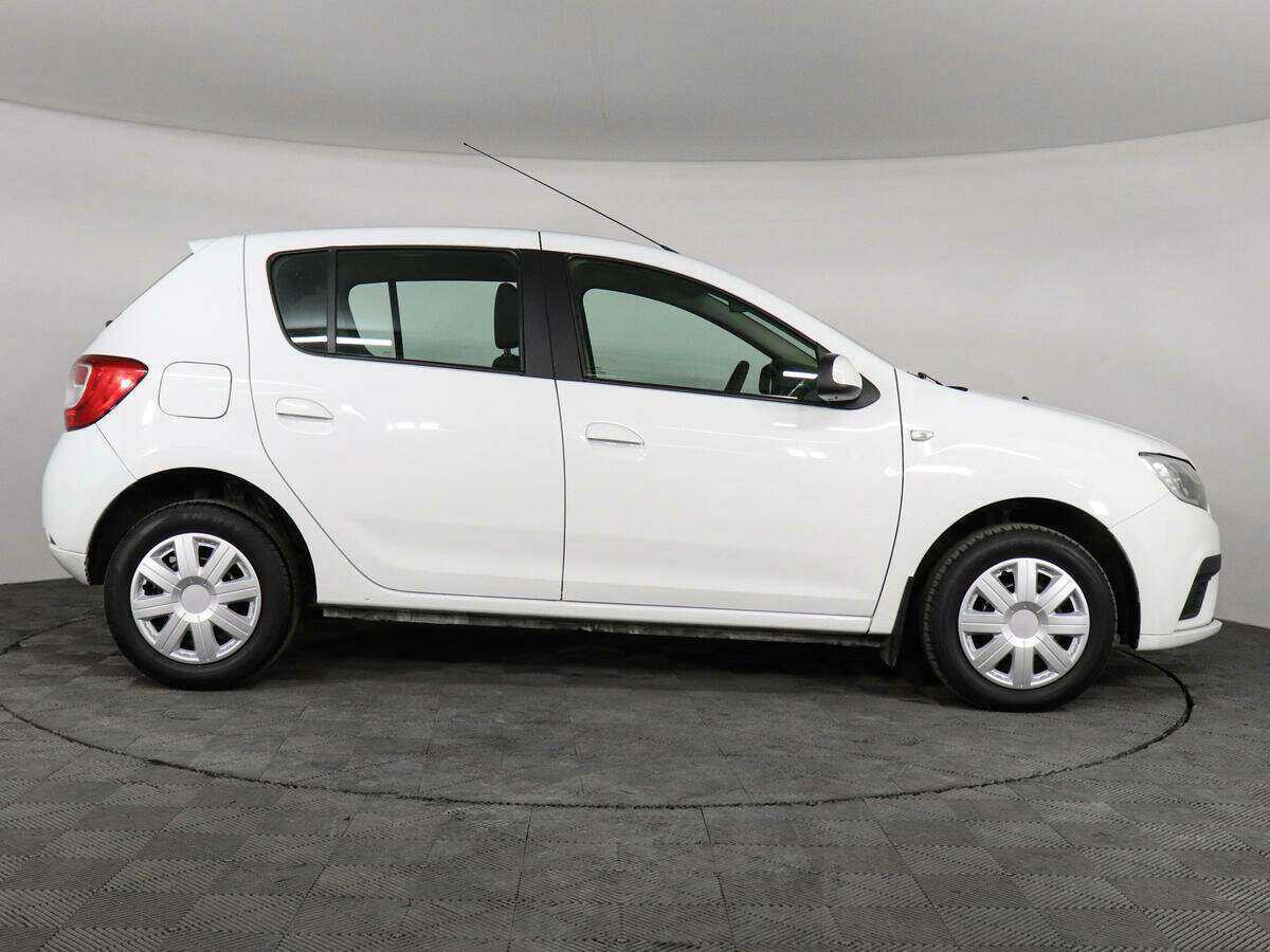 Renault Sandero 2020 года с пробегом. Фото: #3