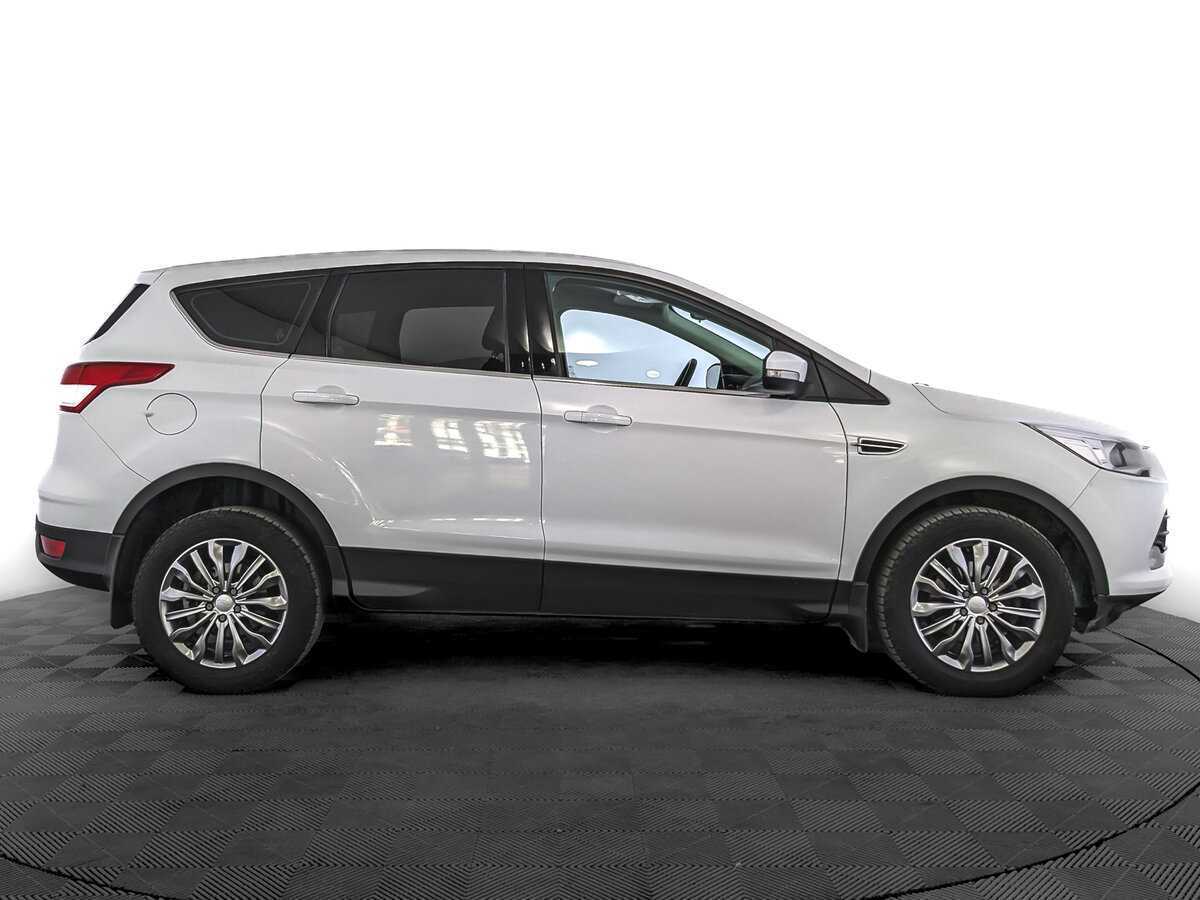 Ford Kuga 2016 года с пробегом. Фото: #3