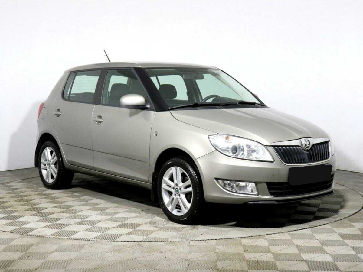 Skoda Fabia 2014 года с пробегом. Фото: #2