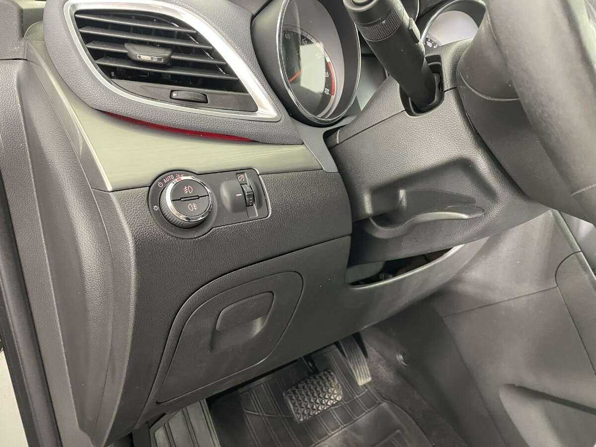 Opel Mokka 2014 года с пробегом. Фото: #8