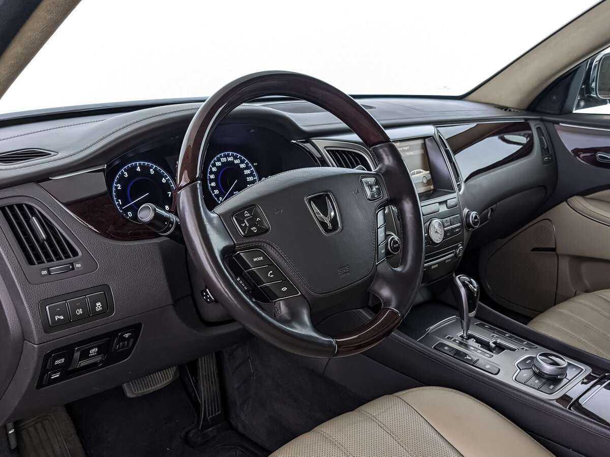 Hyundai Equus 2012 года с пробегом. Фото: #10