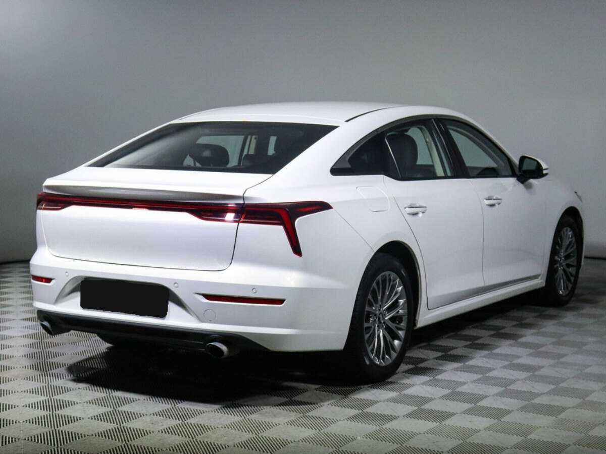 FAW Bestune B70 2023 года с пробегом. Фото: #3