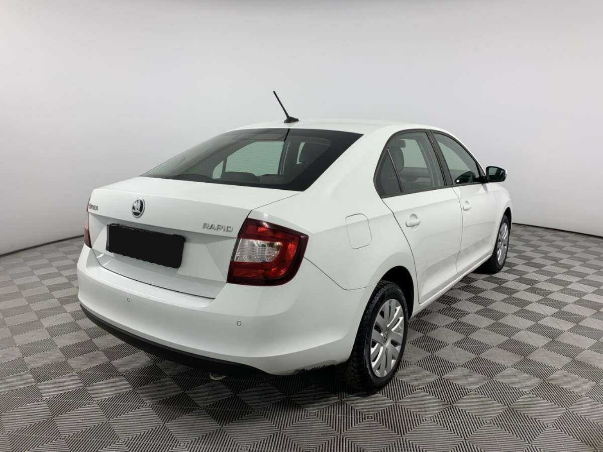Skoda Rapid 2019 года с пробегом. Фото: #4