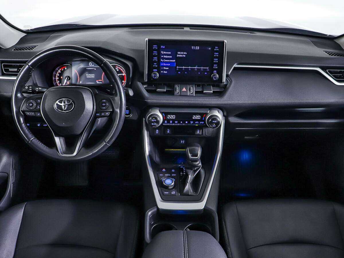 Toyota RAV4 2019 года с пробегом. Фото: #10