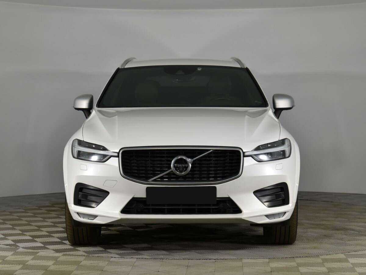 Volvo XC60 2018 года с пробегом. Фото: #2