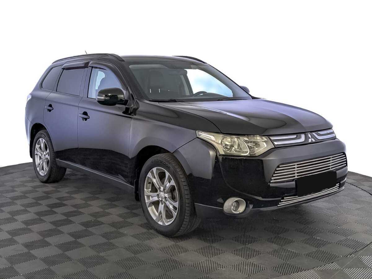 Mitsubishi Outlander 2012 года с пробегом. Фото: #2