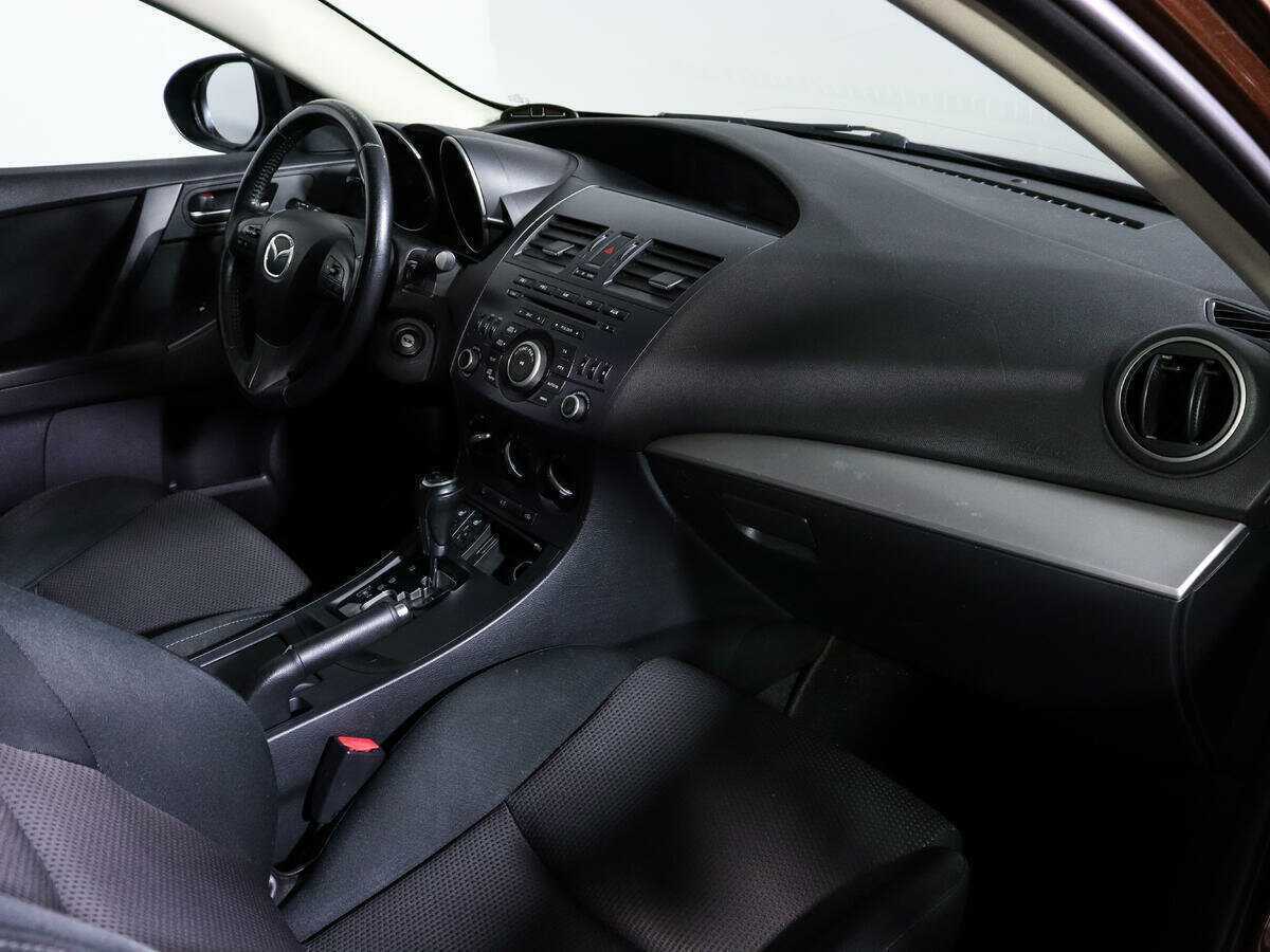 Mazda 3 2012 года с пробегом. Фото: #6