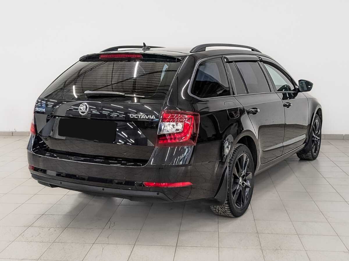Skoda Octavia 2019 года с пробегом. Фото: #4