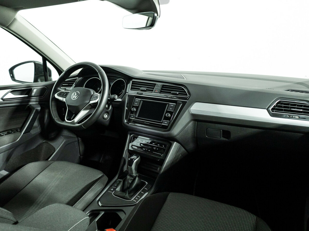 Volkswagen Tiguan 2021 года с пробегом. Фото: #6