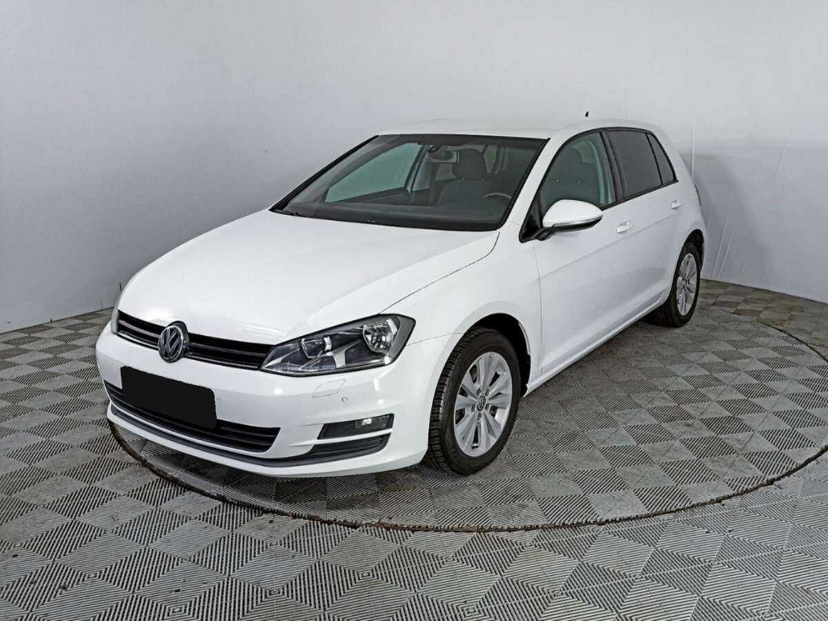 Volkswagen Golf 2014 года с пробегом. Посмотреть фото