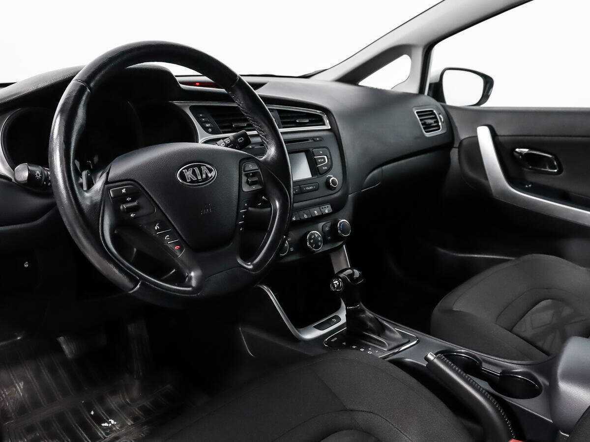 Kia Ceed 2016 года с пробегом. Фото: #8