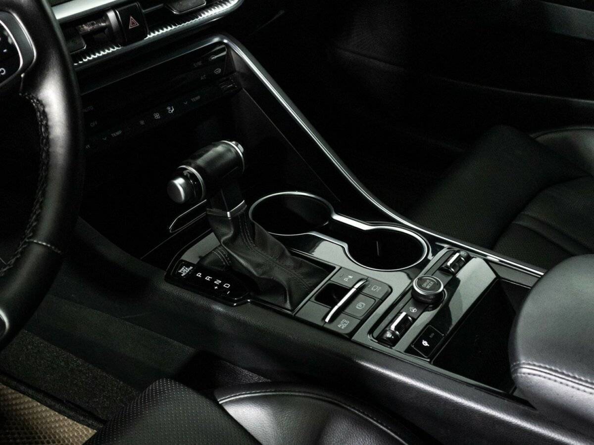 Kia K5 2020 года с пробегом. Фото: #20