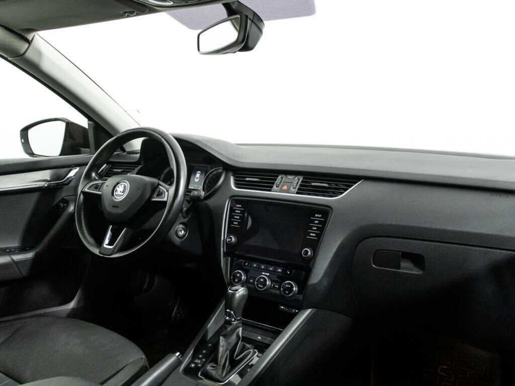 Skoda Octavia 2017 года с пробегом. Фото: #8