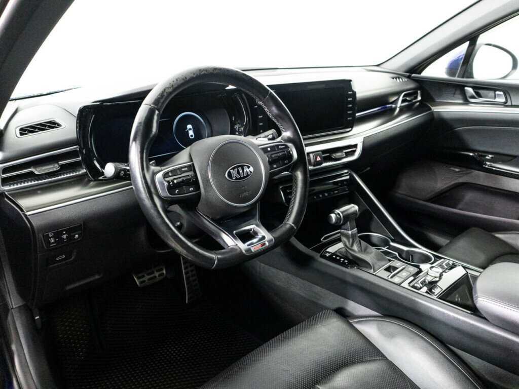 Kia K5 2021 года с пробегом. Фото: #11