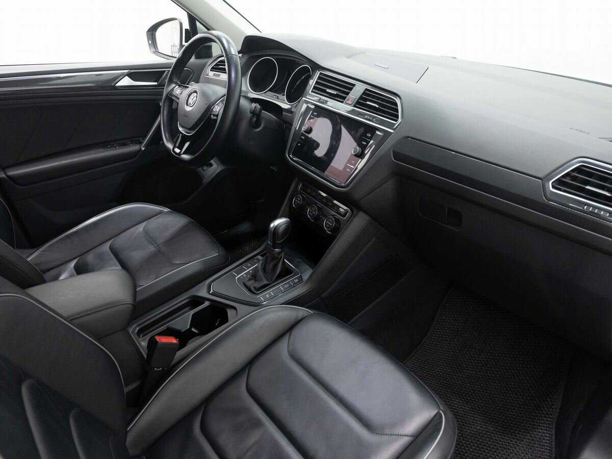 Volkswagen Tiguan 2018 года с пробегом. Фото: #11