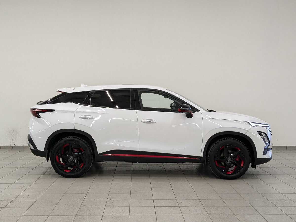 OMODA C5 2022 года с пробегом. Фото: #3