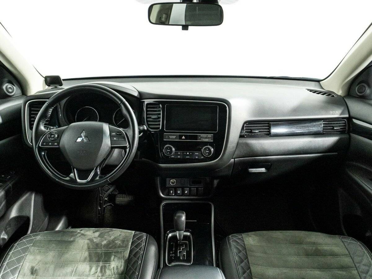 Mitsubishi Outlander 2019 года с пробегом. Фото: #12