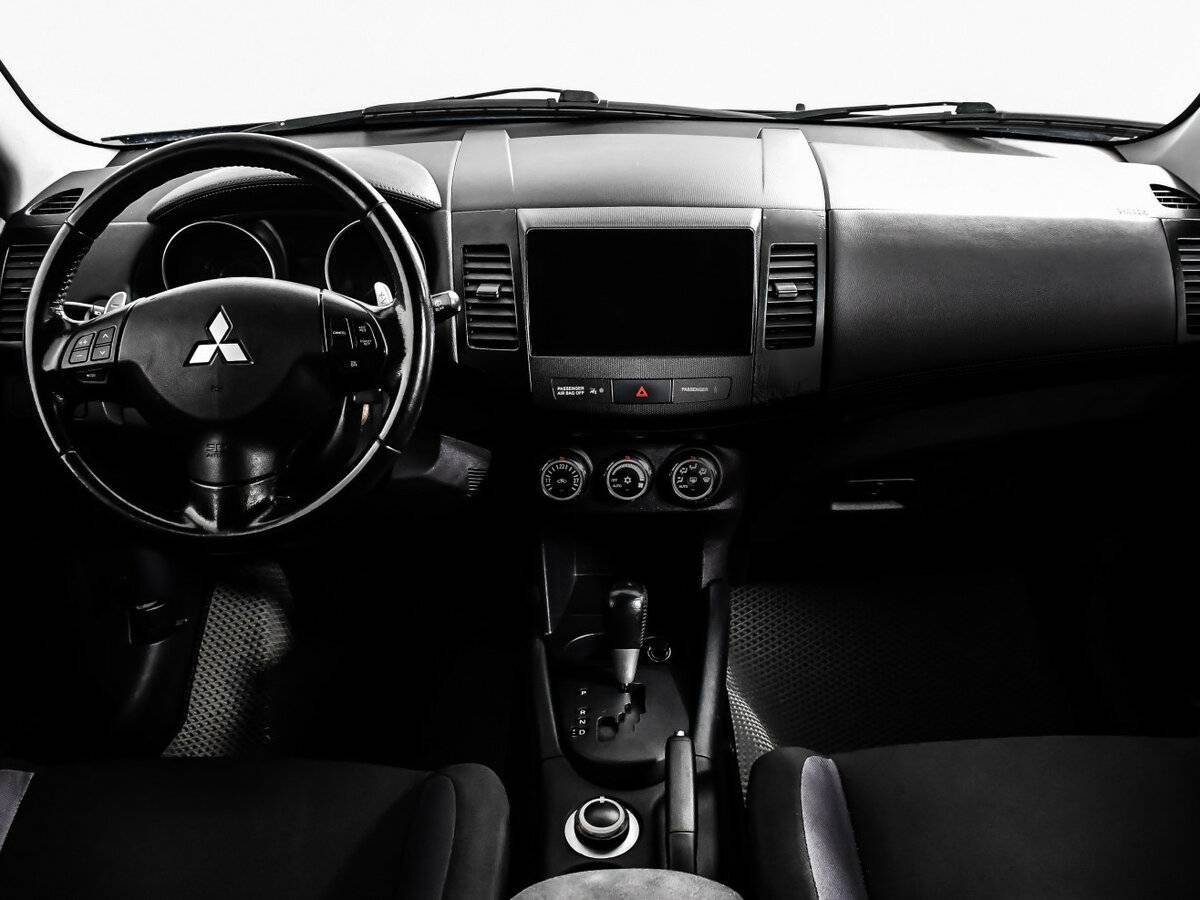Mitsubishi Outlander 2012 года с пробегом. Фото: #10