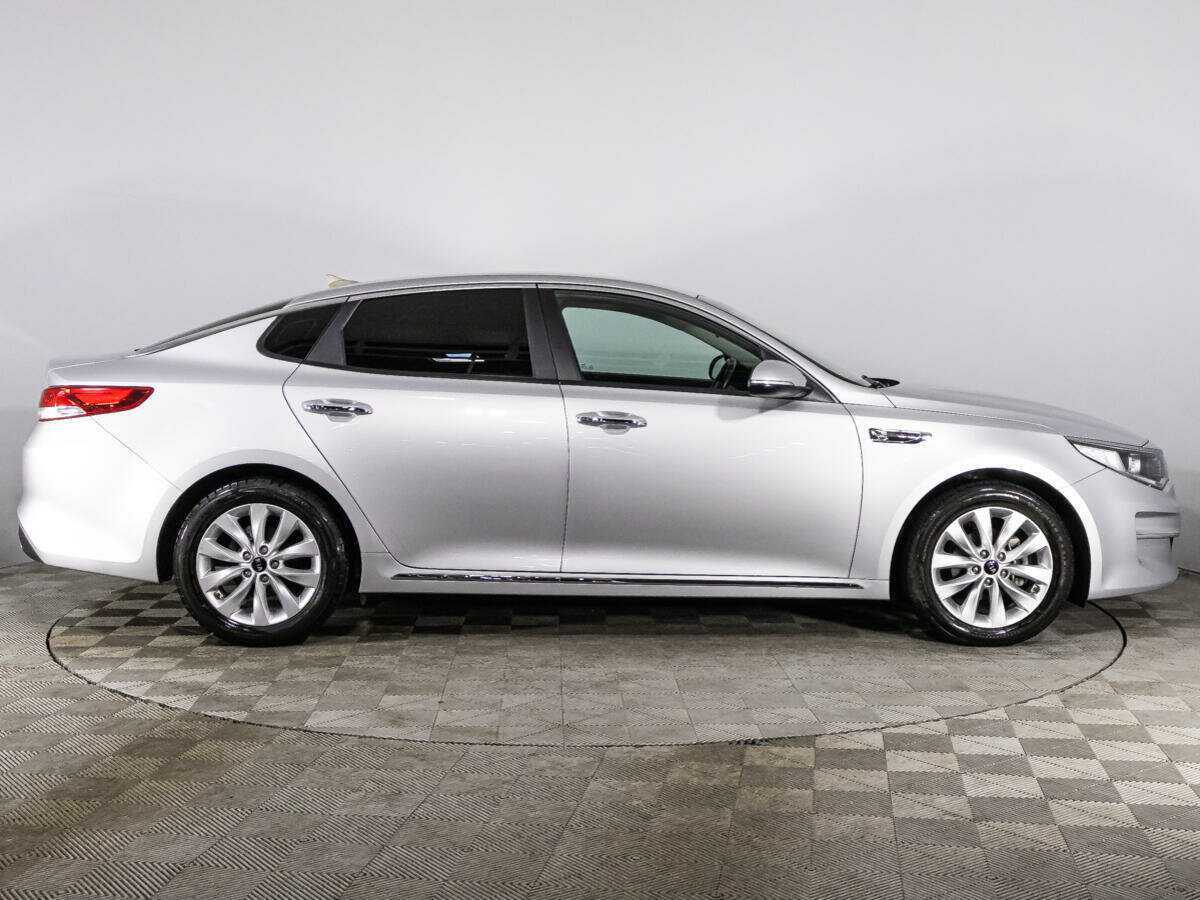 Kia K5 2017 года с пробегом. Фото: #3